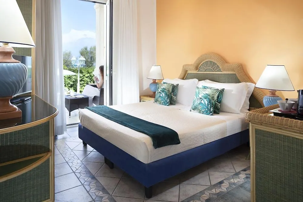 Hotel Orizzonte Беллария-Иджеа-Марина 4*,  Италия